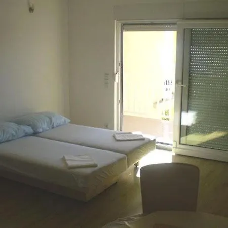 Apartment In With Sea View, Balcony, Air Conditioning, Wifi 5060-4 Duce